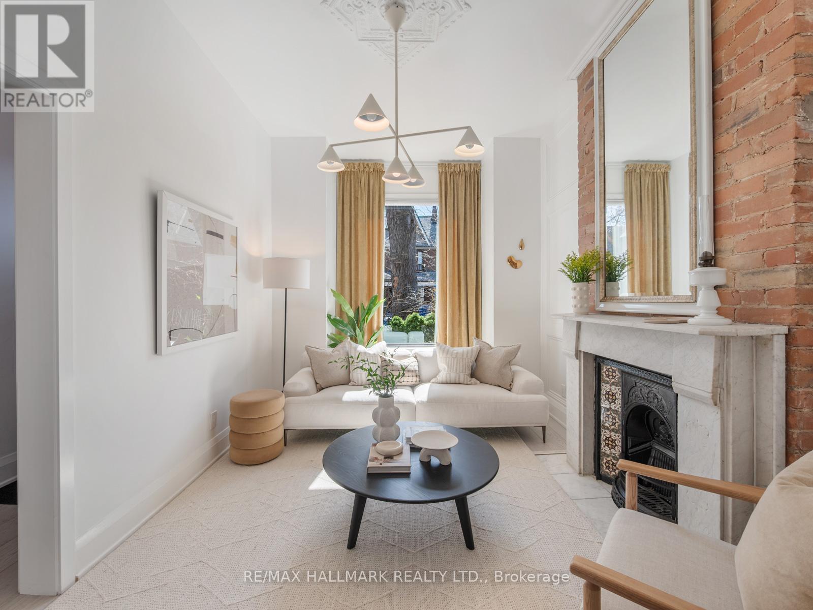 2 First Avenue, Toronto, Ontario  M4M 1W8 - Photo 3 - E12126742