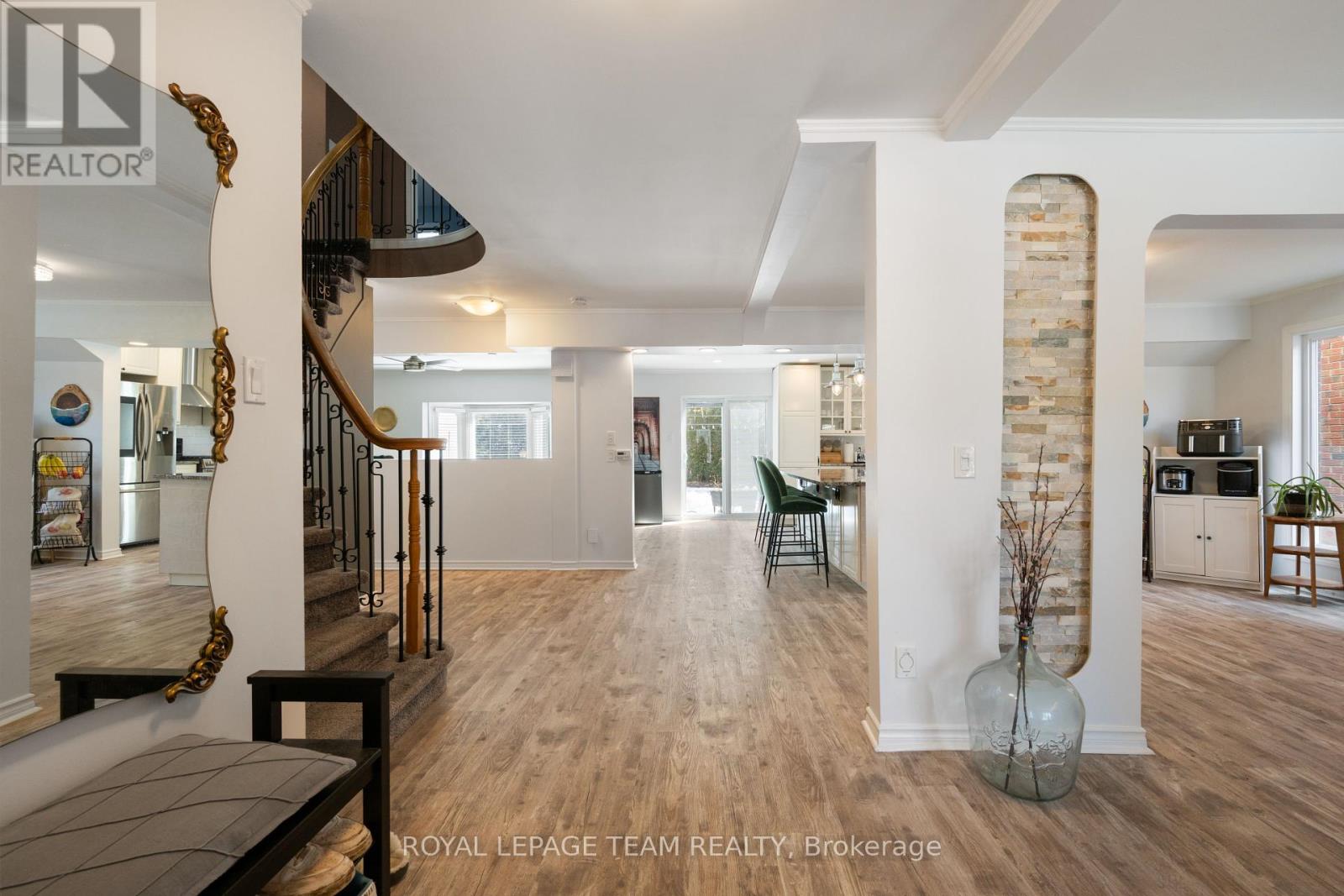 Property at 62 PITTAWAY AVENUE image 3