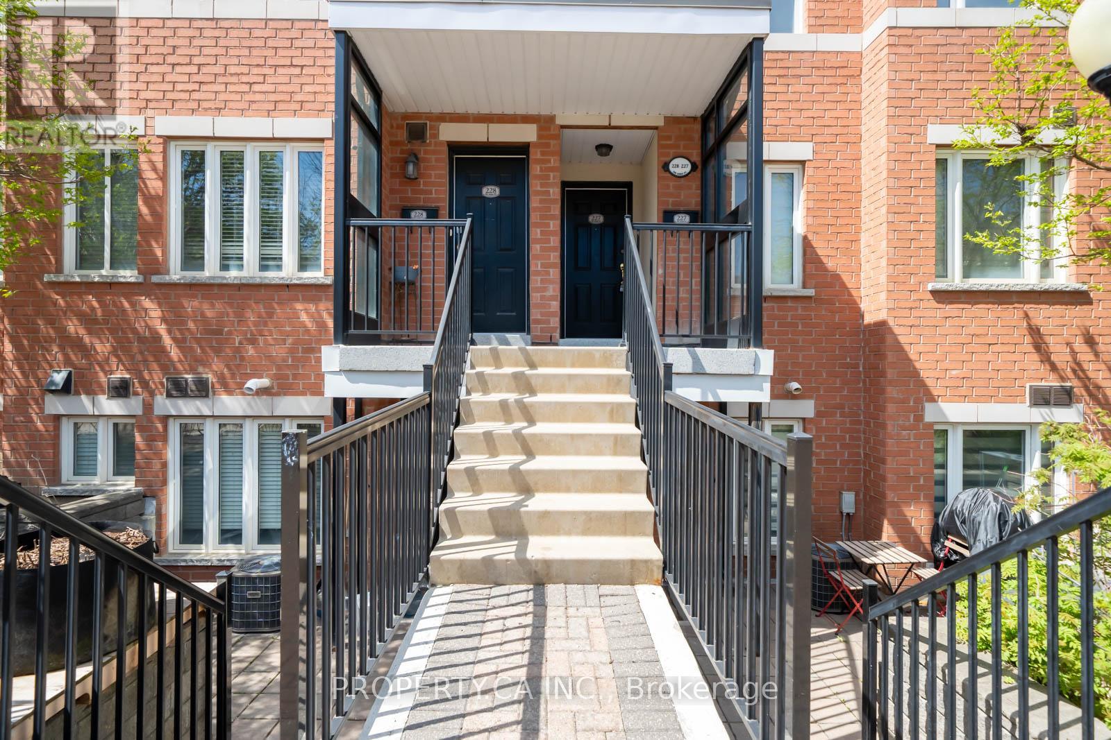 227 - 308 John Street, Markham, Ontario  L3T 0A7 - Photo 3 - N12126679