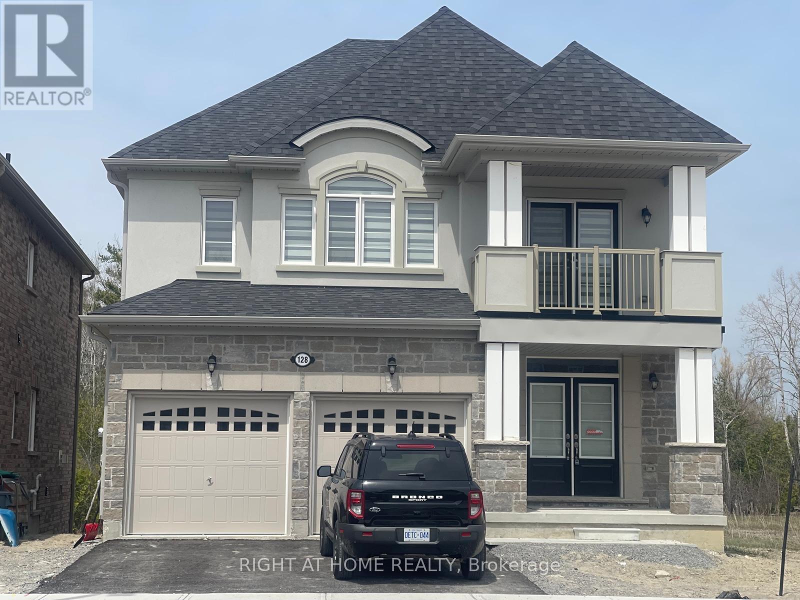 128 Hawkins Street, Georgina, Ontario  L0E 1R0 - Photo 1 - N12126713
