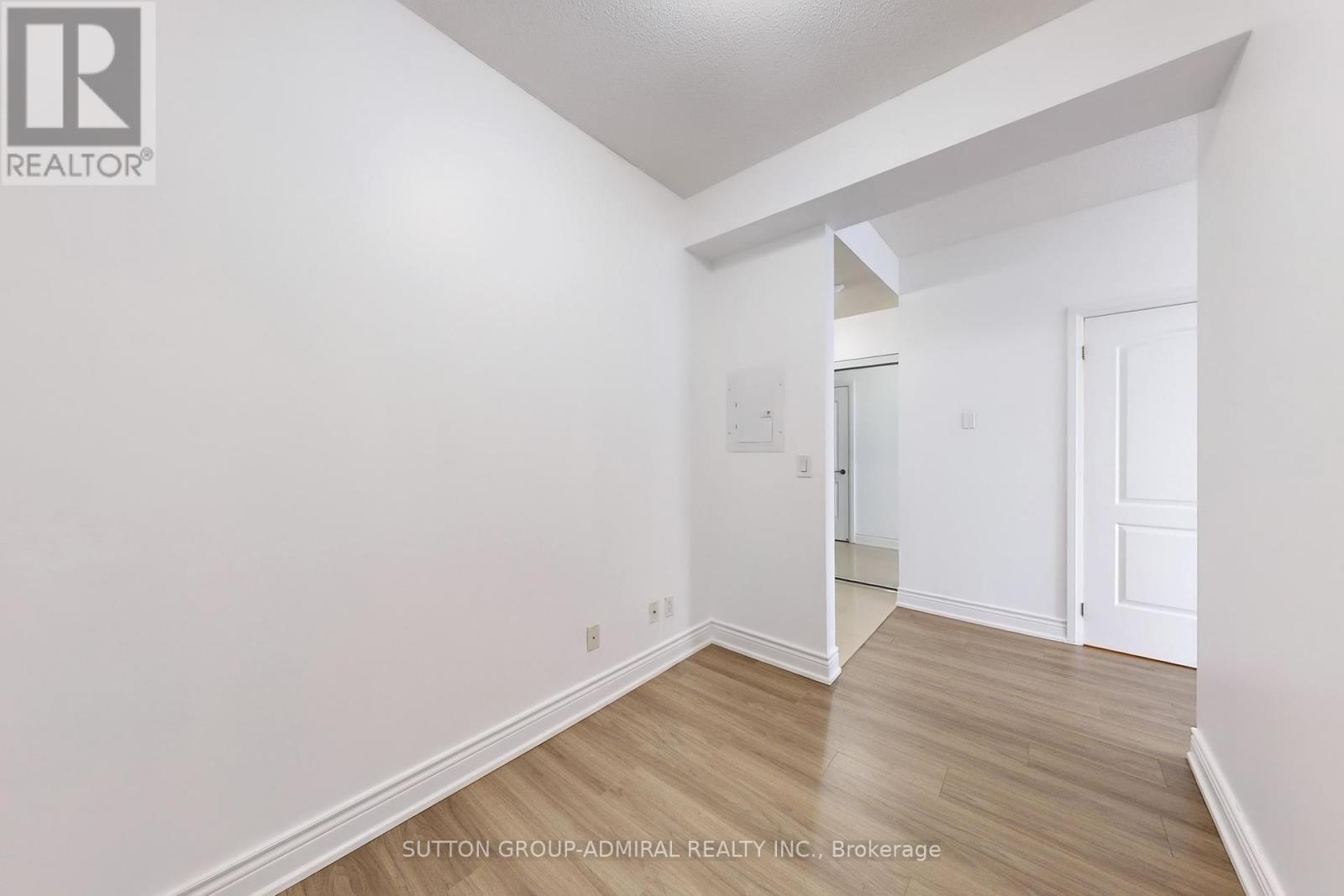 1509 - 20 North Park Road, Vaughan (Beverley Glen), Ontario  L4J 0G7 - Photo 16 - N12126743