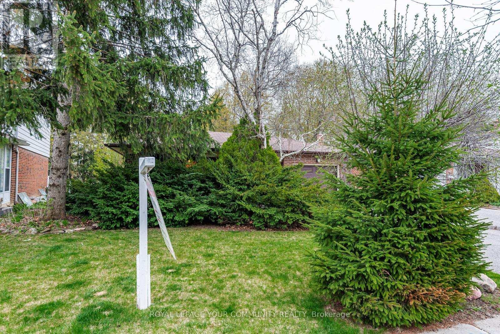 Property at 41 ROMFIELD CIRCUIT S image 2