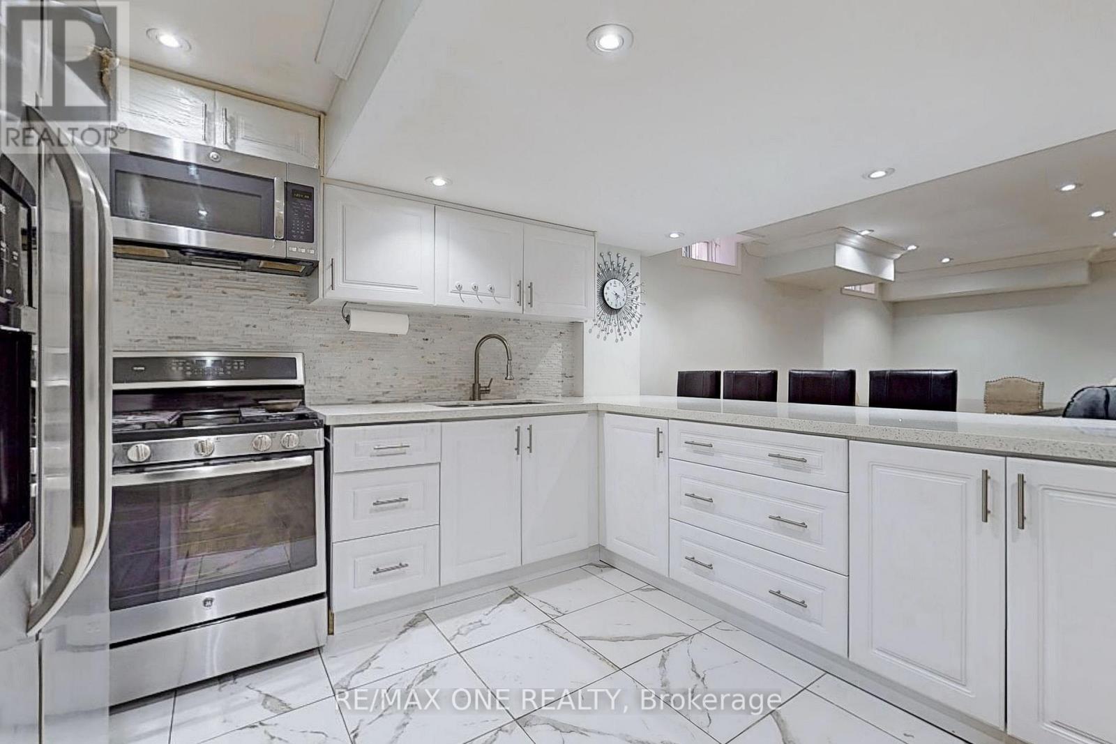 45 Mapleton Mills Drive, King, Ontario  L0G 1T0 - Photo 41 - N12126769