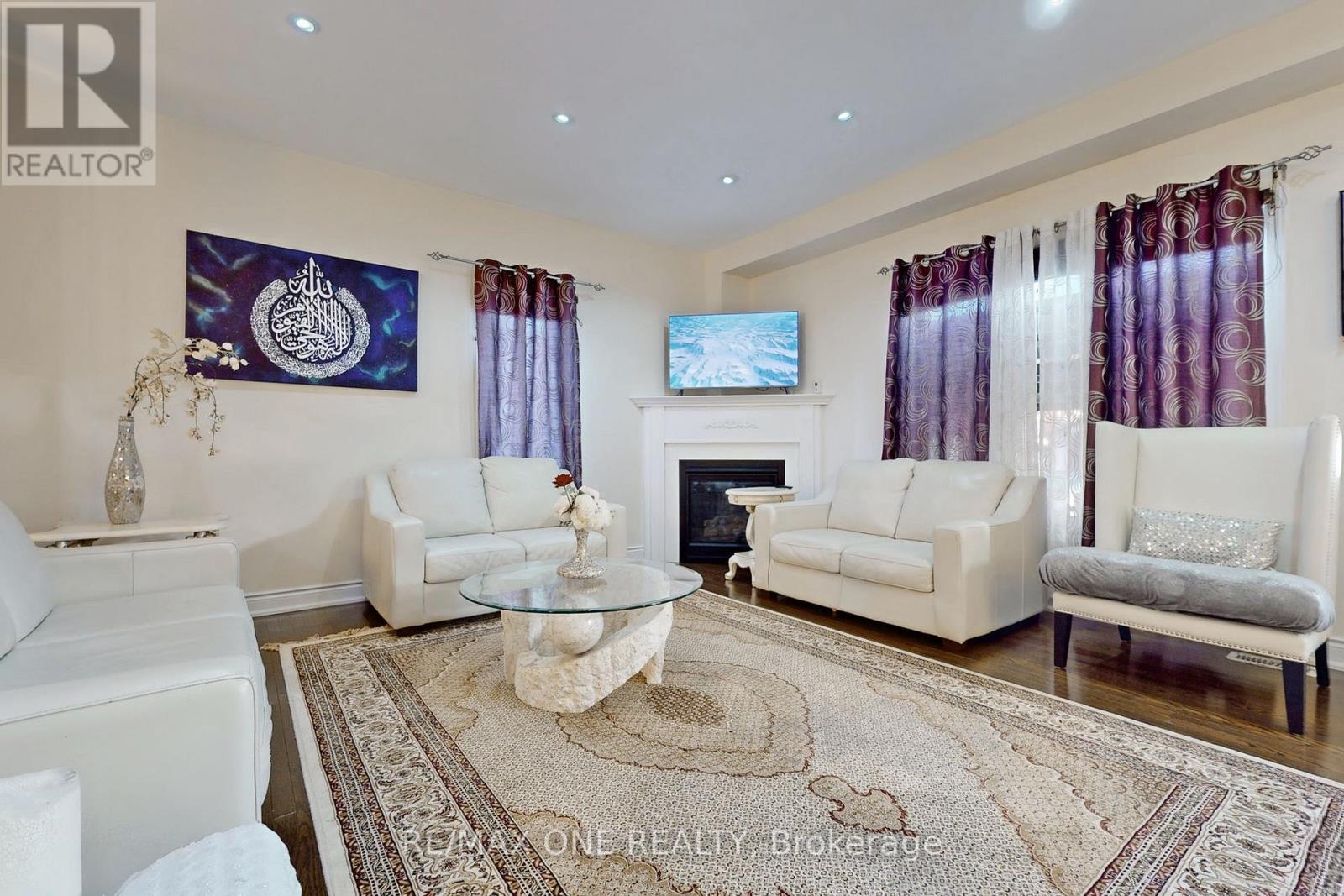 Property at 45 MAPLETON MILLS DRIVE image 5
