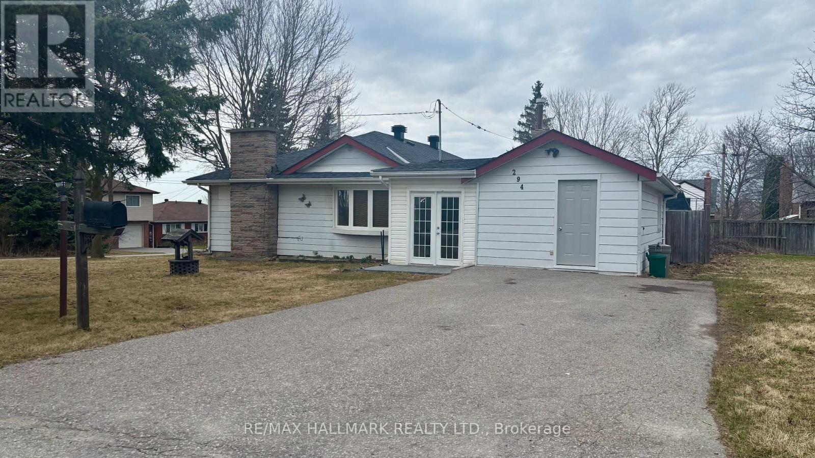 294 Mcmillan Drive, Georgina, Ontario  L4P 3C5 - Photo 2 - N12126795