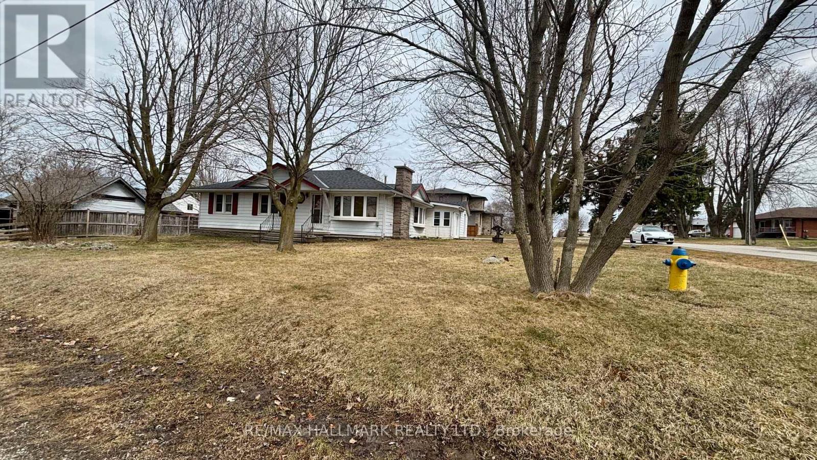 294 Mcmillan Drive, Georgina, Ontario  L4P 3C5 - Photo 3 - N12126795