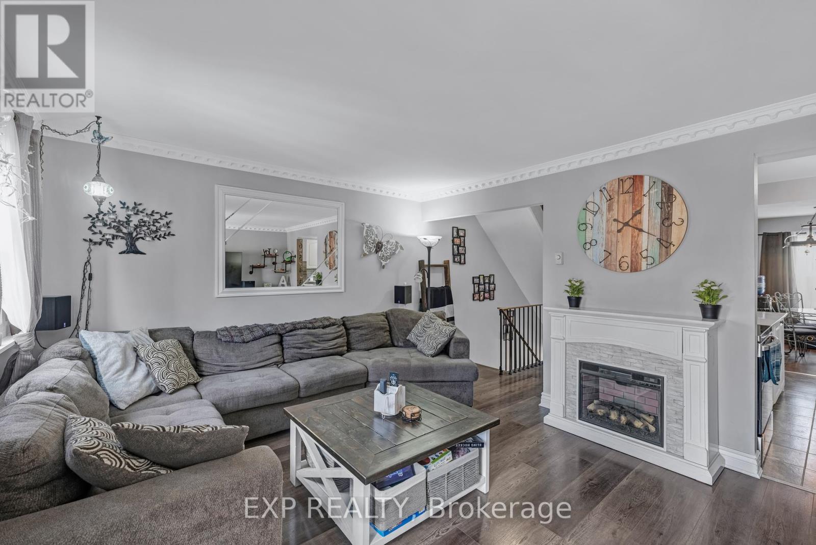 2 - 113 North Street, Georgina, Ontario  L0E 1R0 - Photo 12 - N12126802
