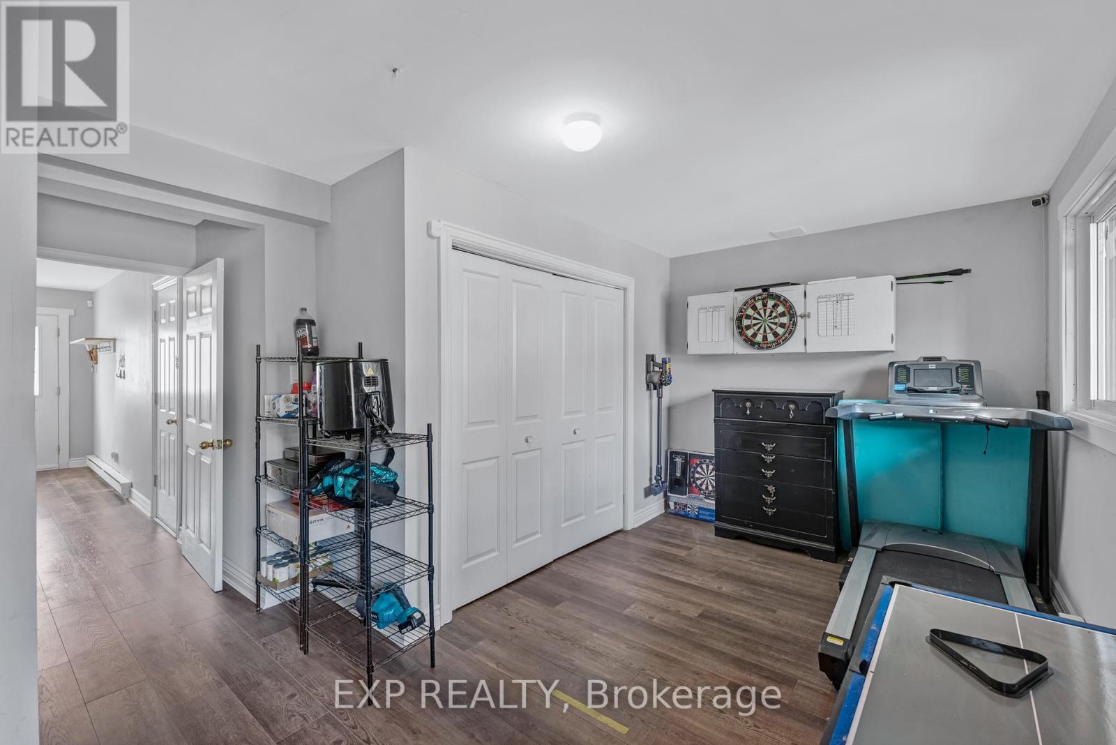 2 - 113 North Street, Georgina, Ontario  L0E 1R0 - Photo 4 - N12126802