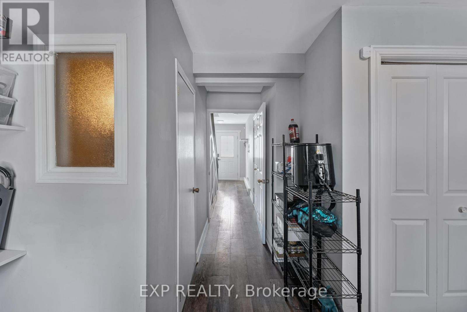 2 - 113 North Street, Georgina, Ontario  L0E 1R0 - Photo 6 - N12126802