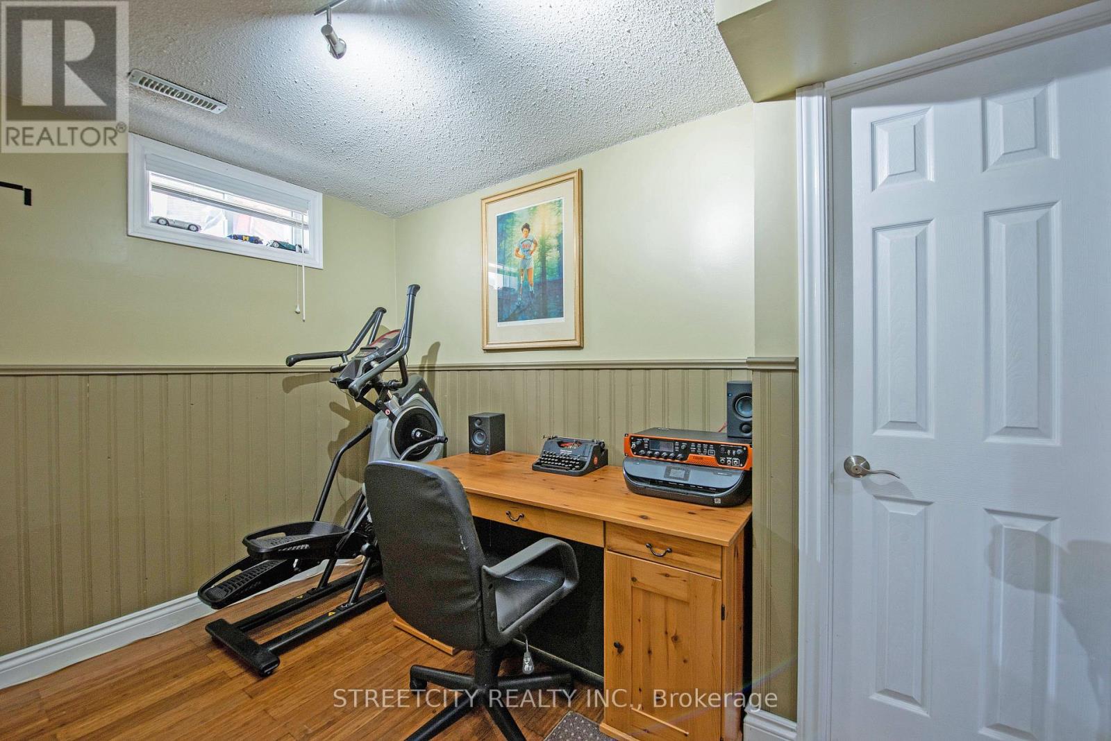 78 Sussex Place, London East, Ontario  N5Y 5H3 - Photo 29 - X12124493