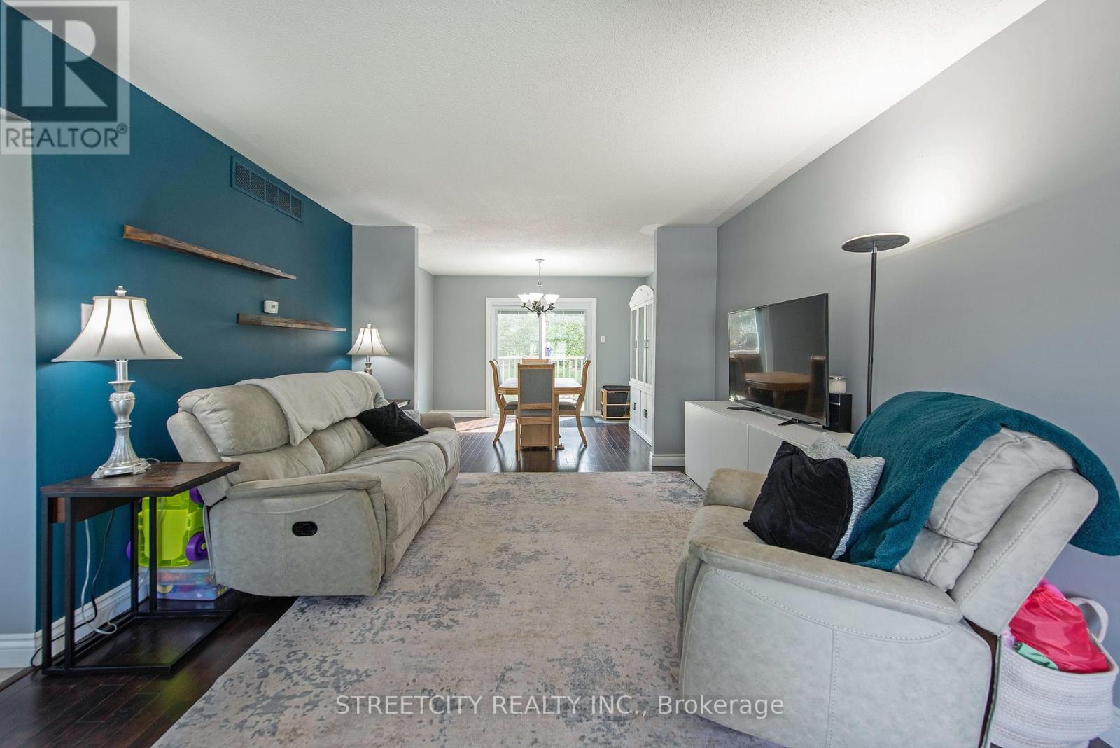 78 Sussex Place, London East, Ontario  N5Y 5H3 - Photo 8 - X12124493