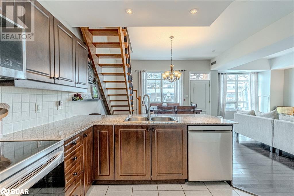 6 Victoria Street, Barrie, Ontario  L4N 6G2 - Photo 7 - 40724849