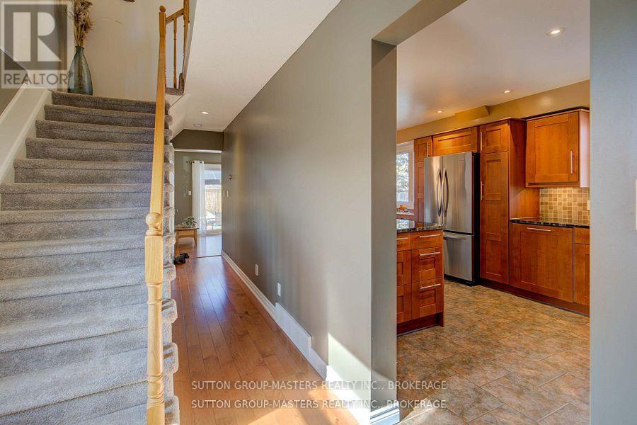 81 Mckeown Crescent, Loyalist, Ontario  K7N 1Y4 - Photo 7 - X12126903