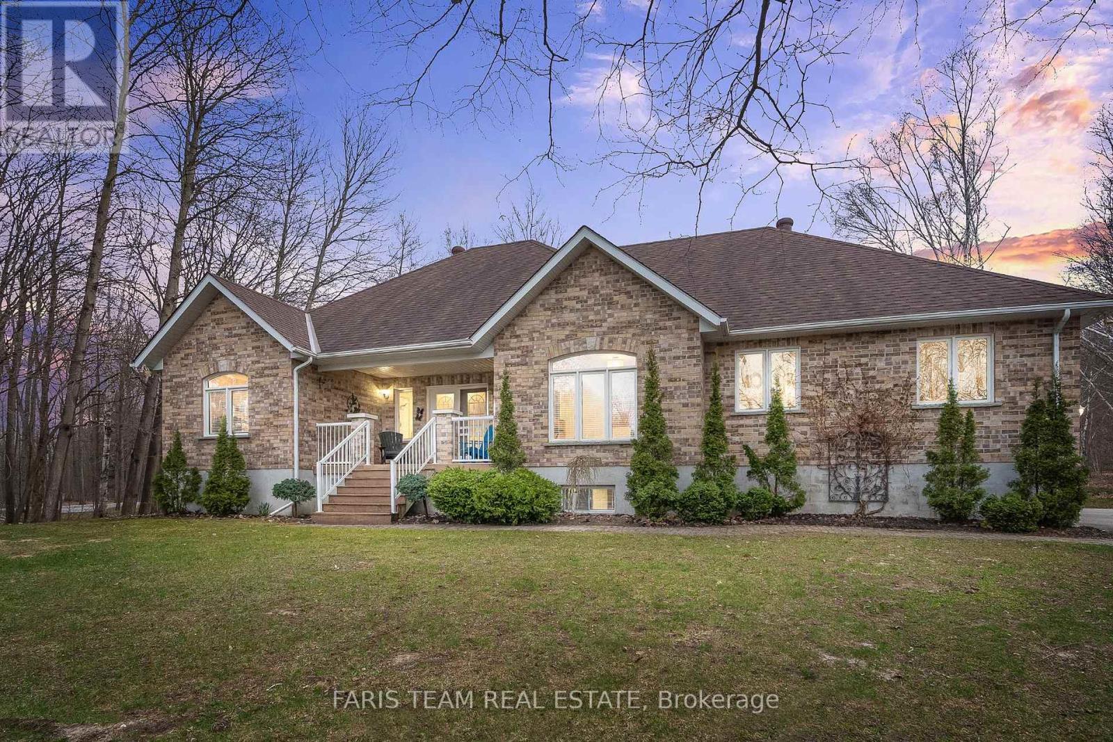 Property at 6 MEADOWBROOK BOULEVARD image 1