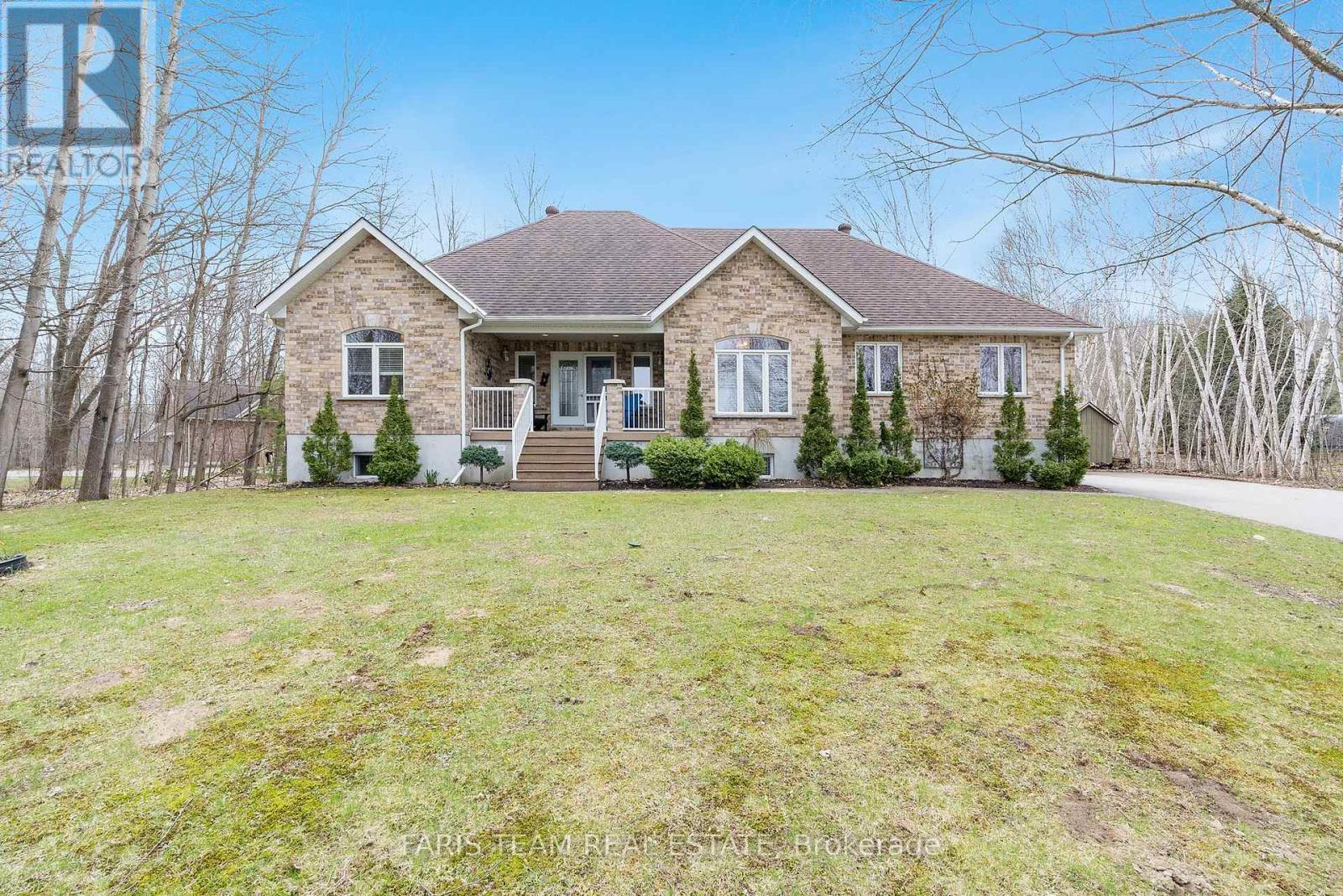 Property at 6 MEADOWBROOK BOULEVARD image 3