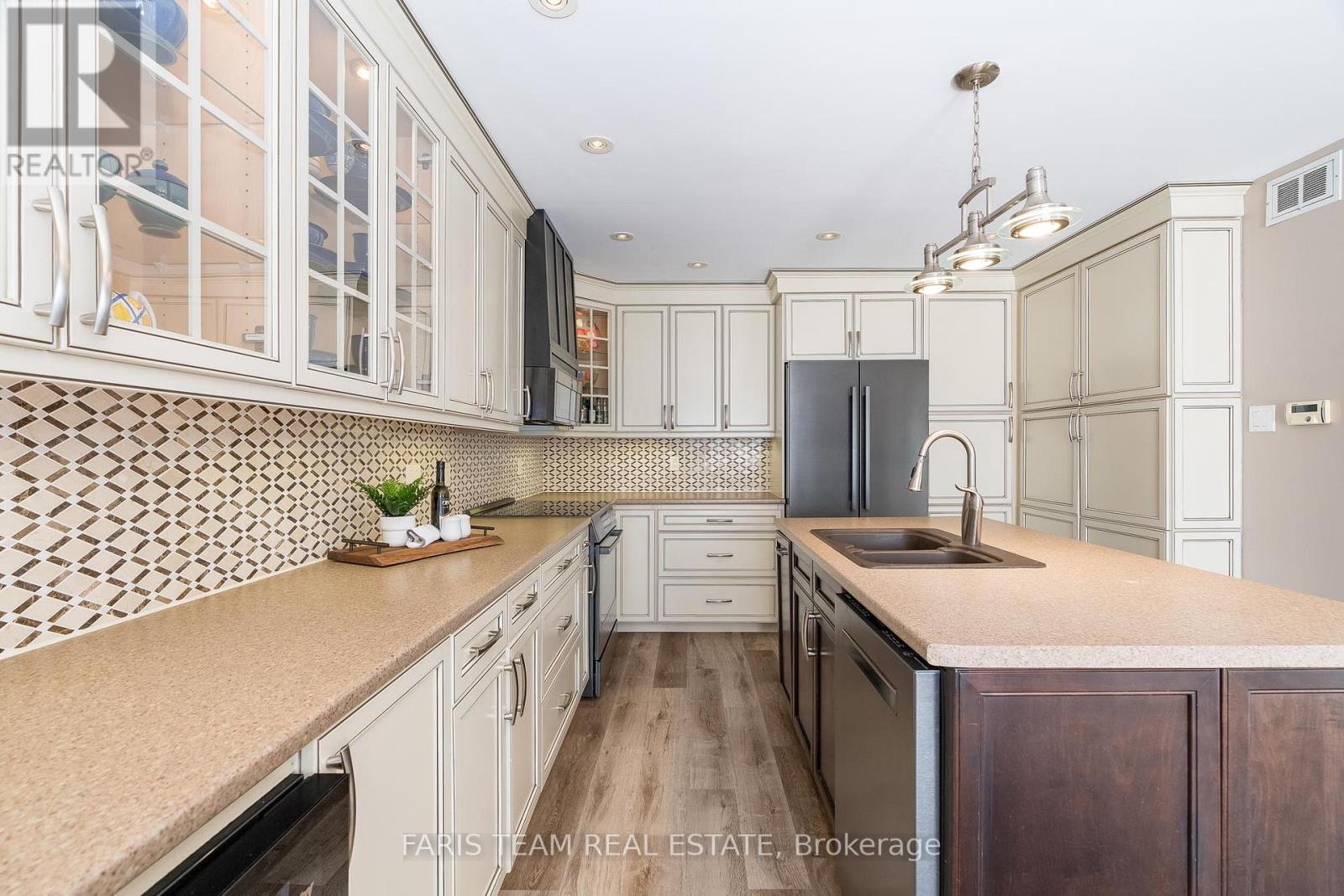 6 Meadowbrook Boulevard, Tiny, Ontario  L9M 0M2 - Photo 6 - S12126790