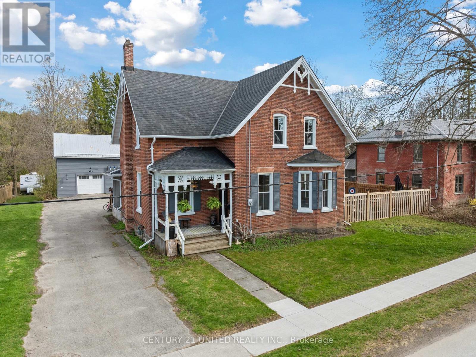 Property at 13 ANNE STREET image 4