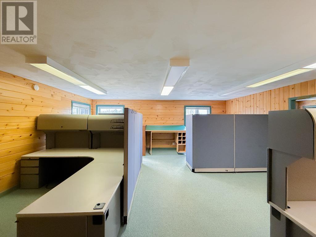 4002 Highway 17 East, Kenora, Ontario  P9N 3X1 - Photo 10 - TB251007