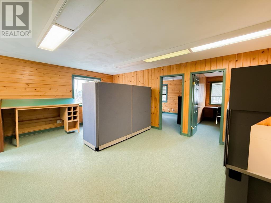 4002 Highway 17 East, Kenora, Ontario  P9N 3X1 - Photo 8 - TB251007