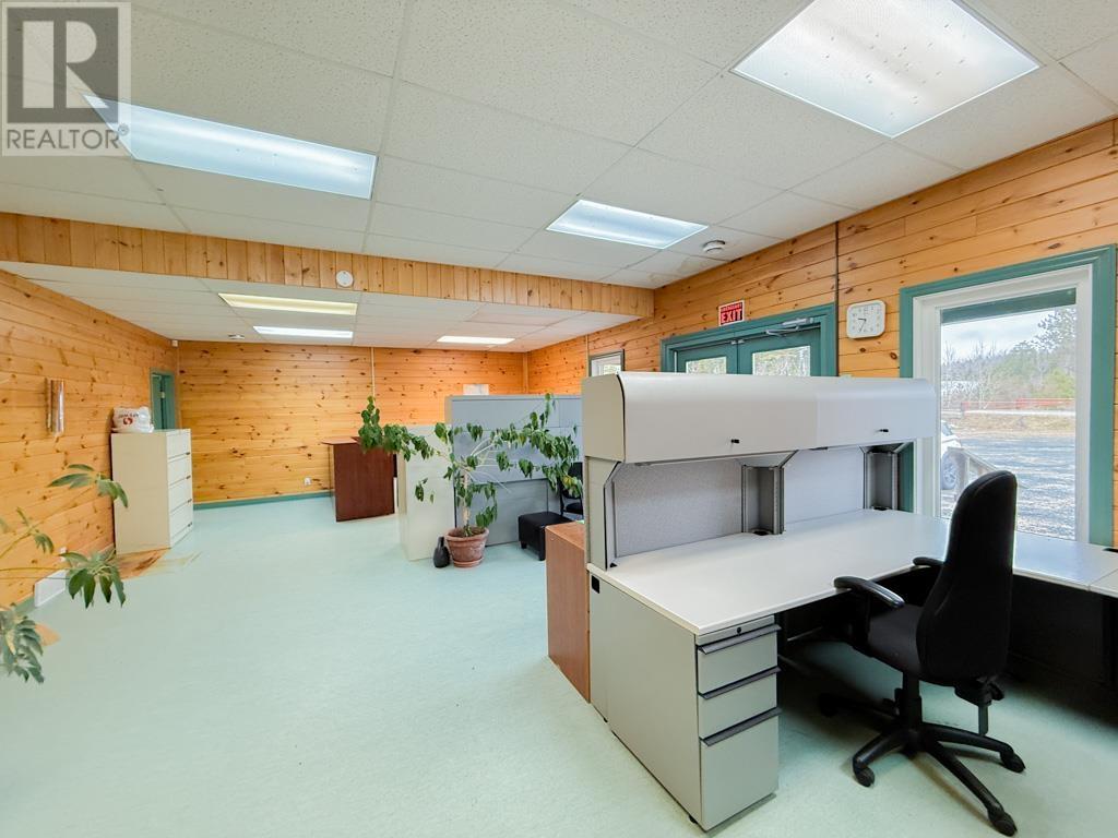 4002 Highway 17 East, Kenora, Ontario  P9N 3X1 - Photo 6 - TB251007