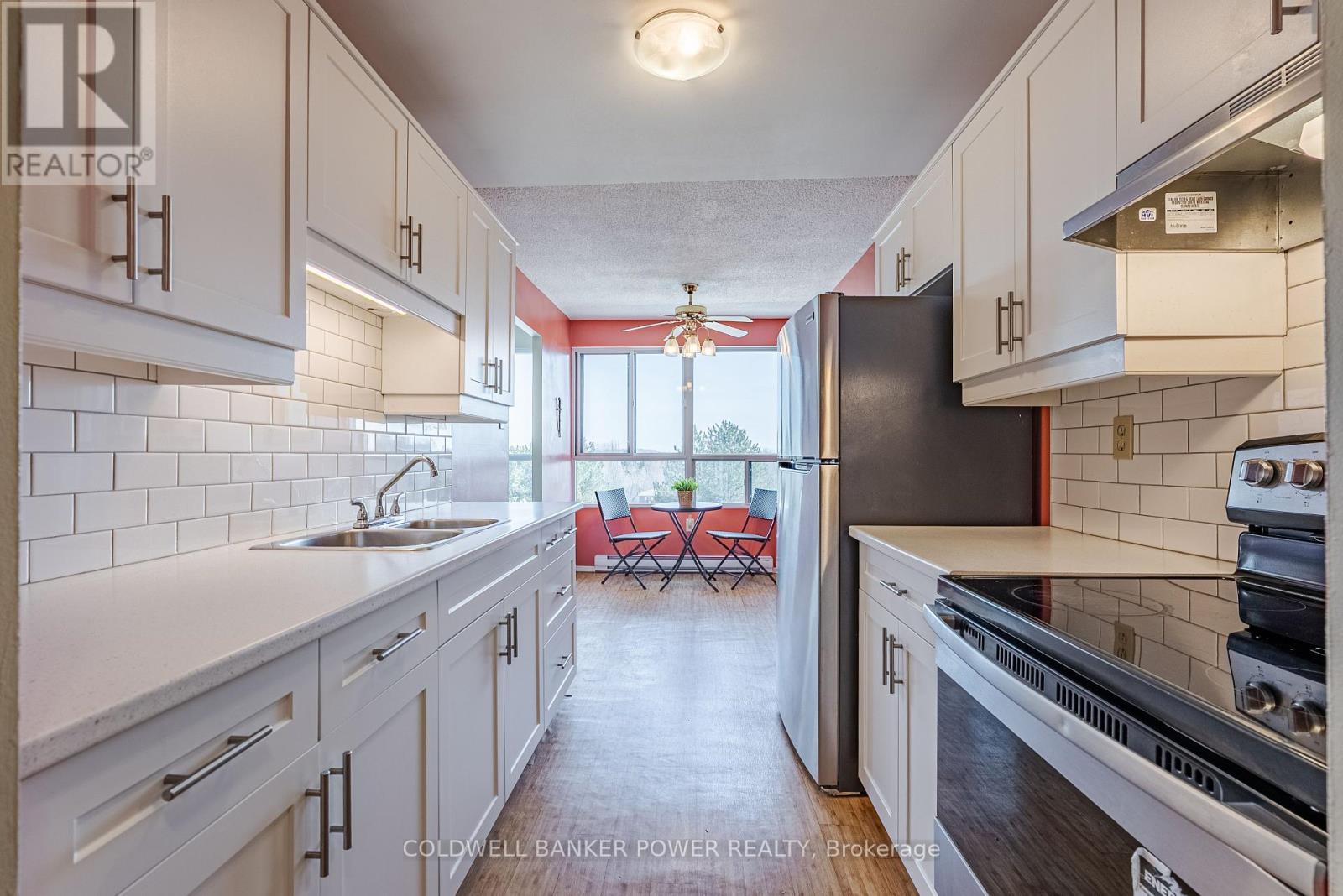 Property at 511 - 600 GRENFELL DRIVE image 5