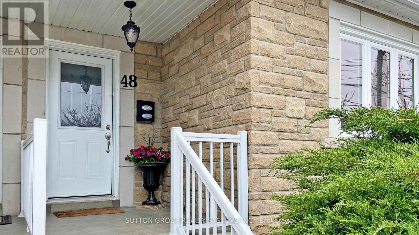 Property at 48 BICKNELL AVENUE image 3