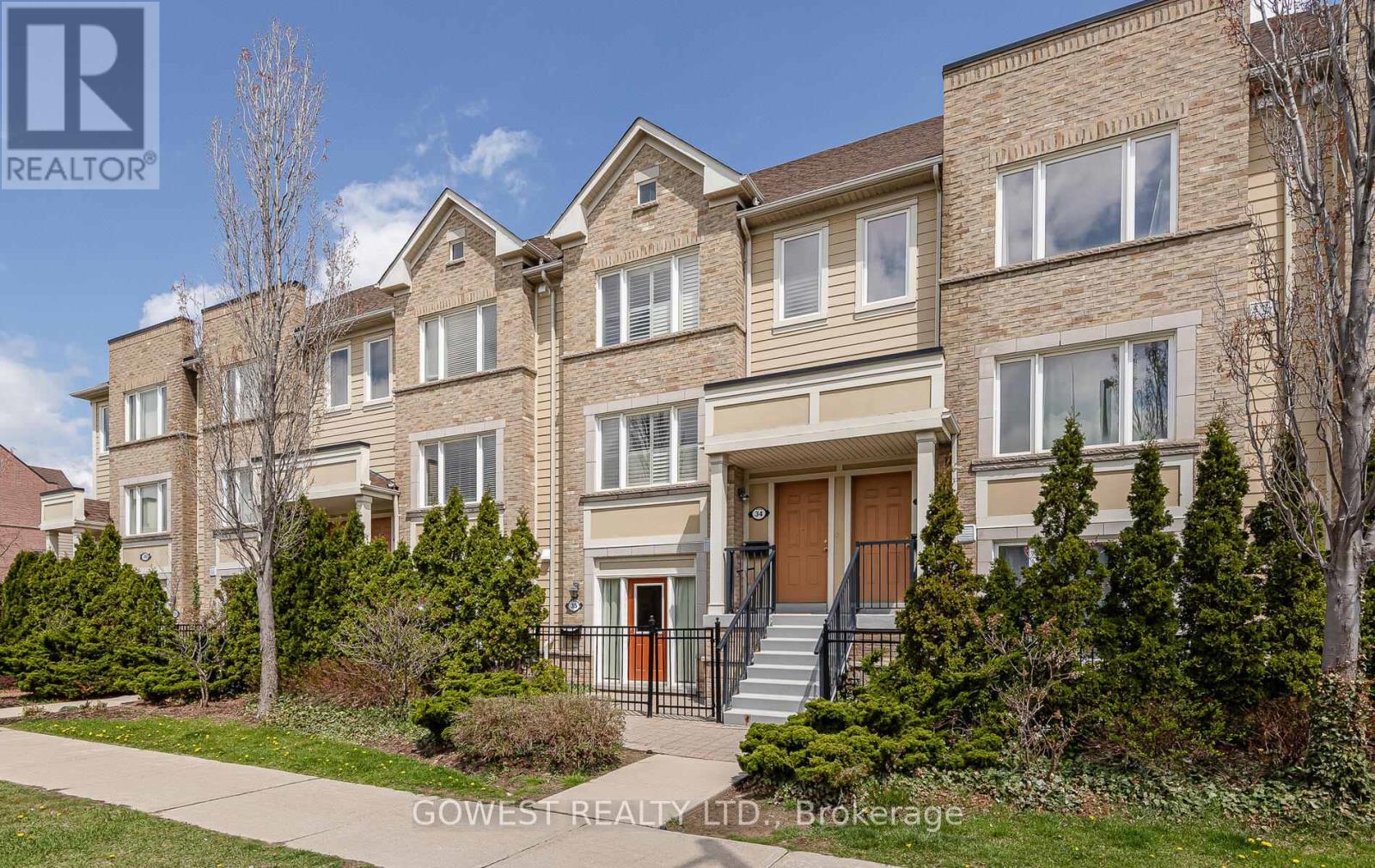 35 - 4965 Southampton Drive, Mississauga, Ontario  L5M 8C8 - Photo 1 - W12126613