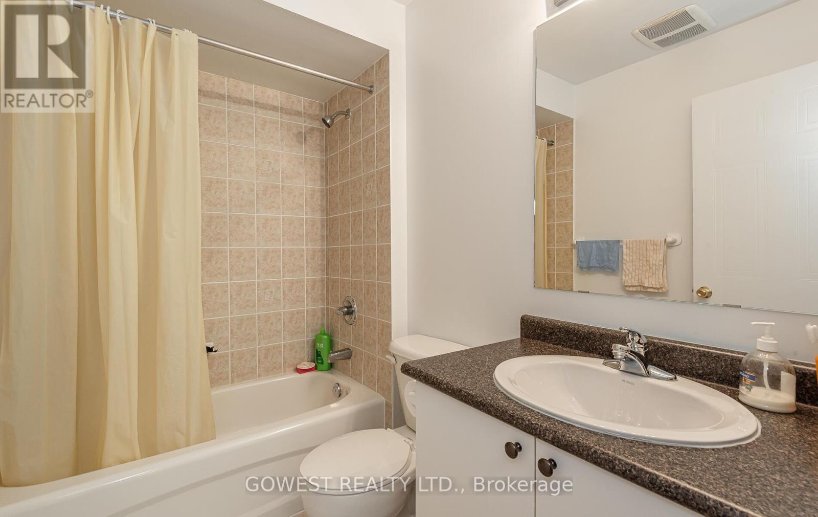 35 - 4965 Southampton Drive, Mississauga, Ontario  L5M 8C8 - Photo 11 - W12126613