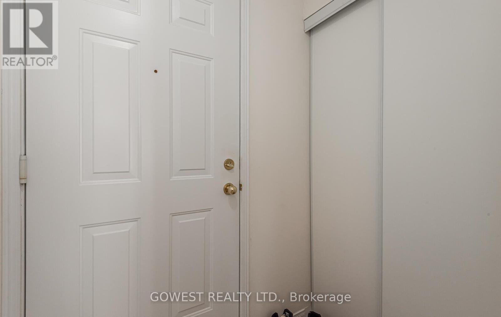 35 - 4965 Southampton Drive, Mississauga, Ontario  L5M 8C8 - Photo 14 - W12126613