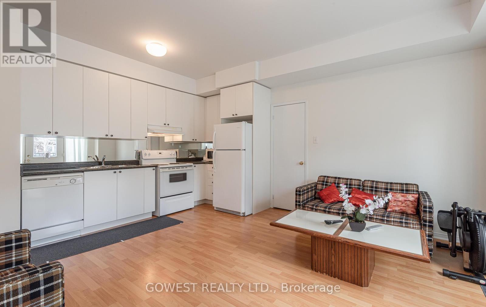 35 - 4965 Southampton Drive, Mississauga, Ontario  L5M 8C8 - Photo 7 - W12126613