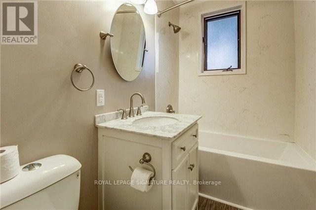 Upper - 1354 Augustine Drive E, Burlington (Mountainside), Ontario  L7P 2M8 - Photo 5 - W12126618