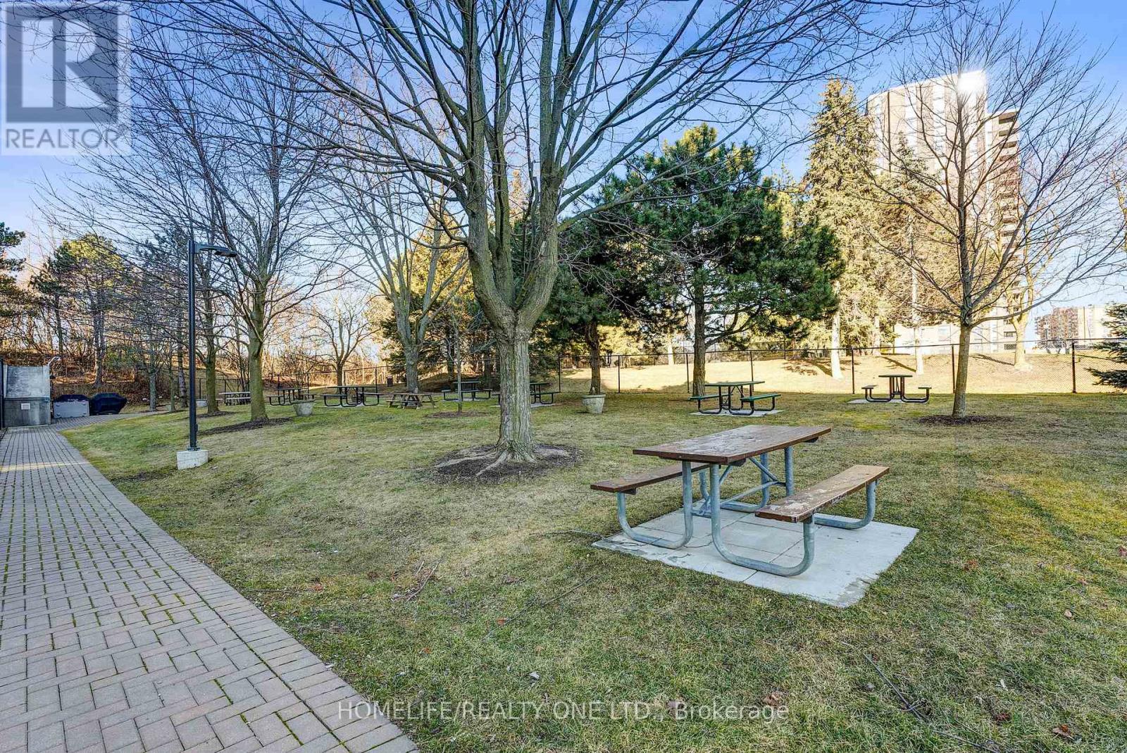 218 - 1485 Lakeshore Road E, Mississauga, Ontario  L5E 3G2 - Photo 15 - W12126638
