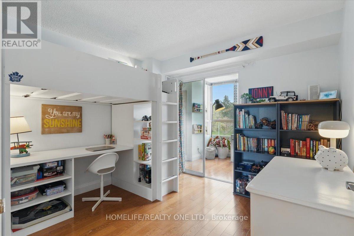 218 - 1485 Lakeshore Road E, Mississauga, Ontario  L5E 3G2 - Photo 8 - W12126638