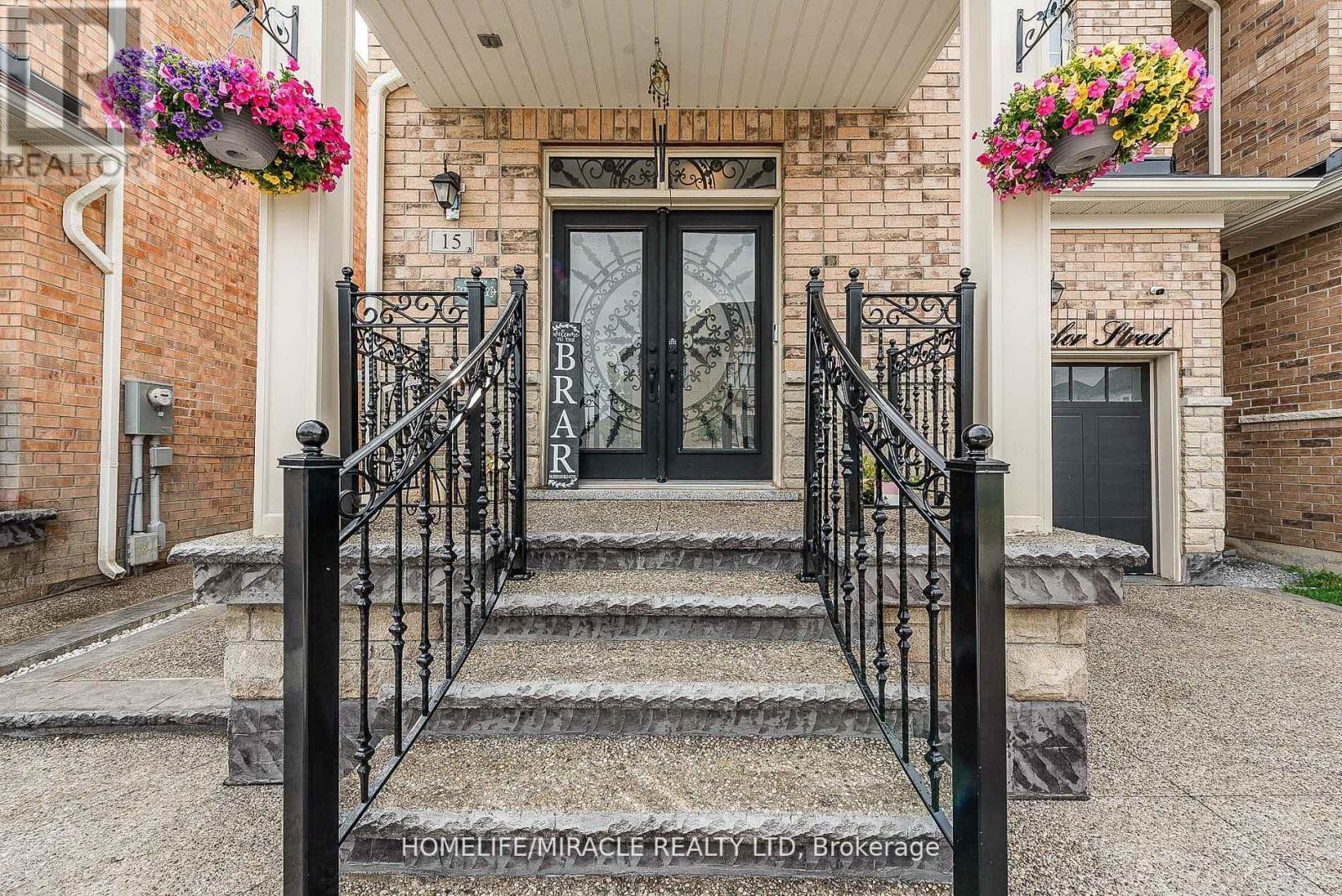 Property at 15 BACHELOR STREET image 2