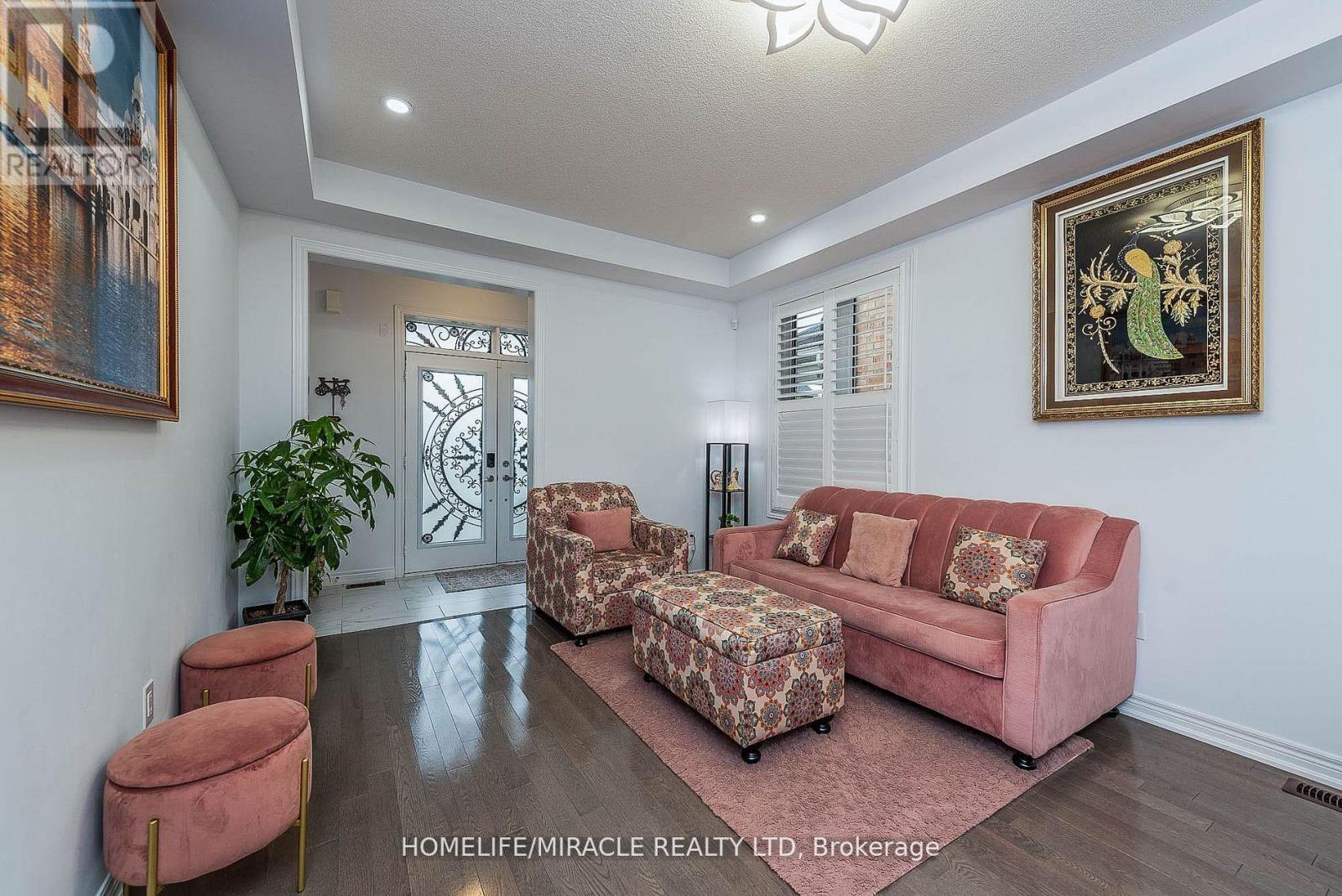 Property at 15 BACHELOR STREET image 5