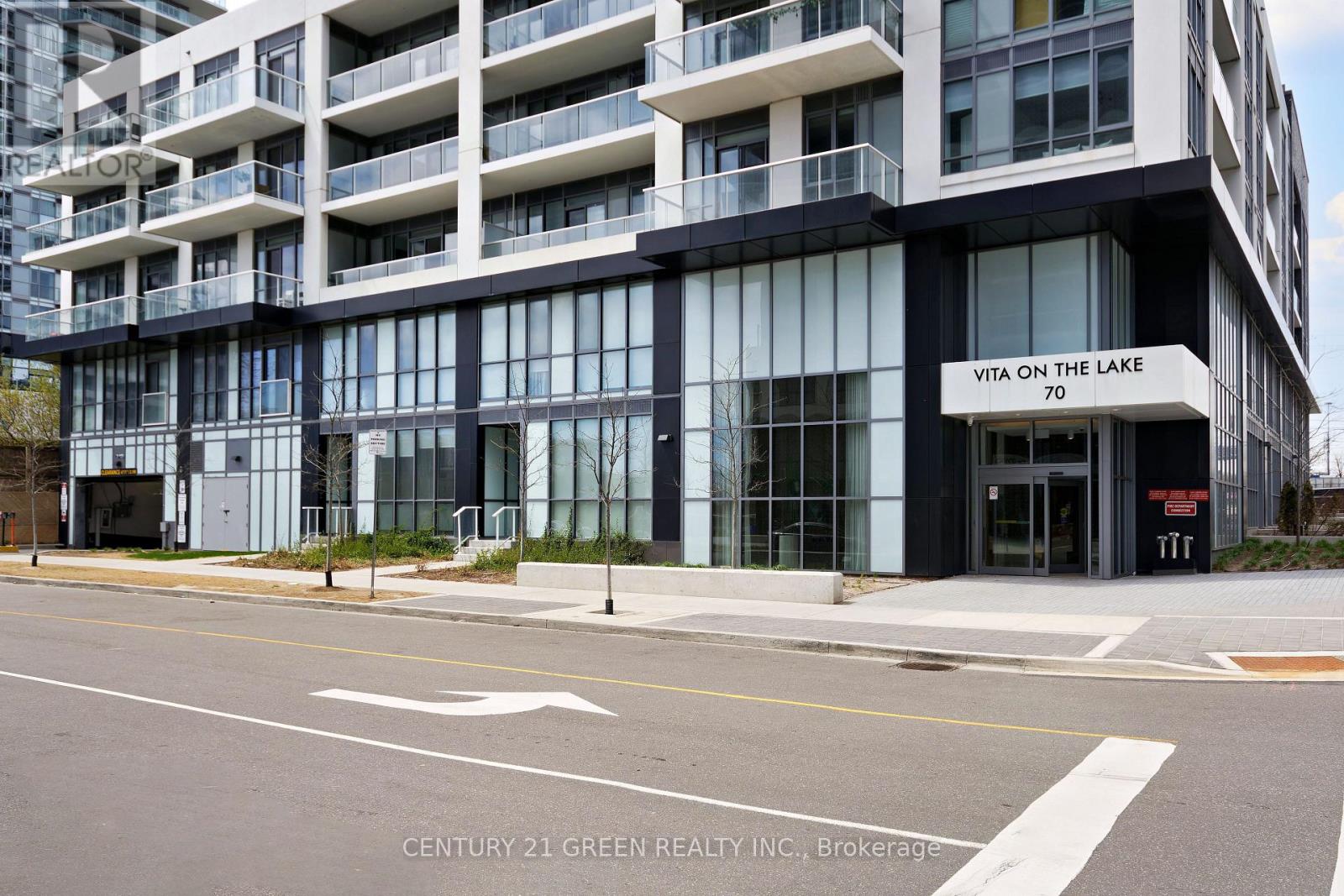 708 - 70 Annie Craig Drive, Toronto, Ontario  M8V 0G2 - Photo 2 - W12126661