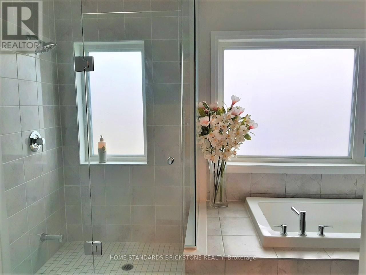 3 - 130 Frederick Tisdale Drive, Toronto, Ontario  M2K 0A8 - Photo 29 - W12126772