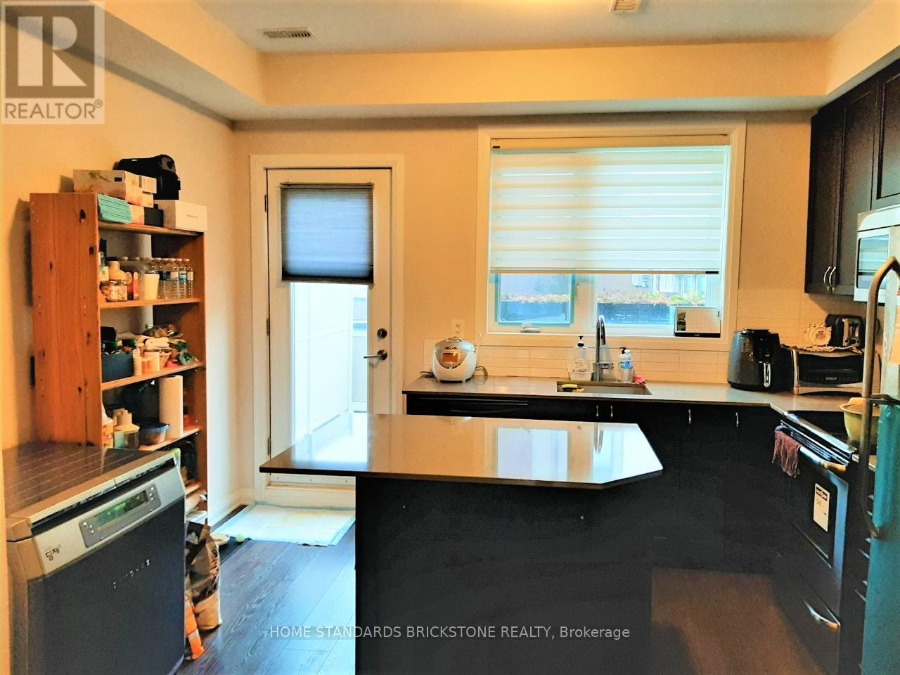3 - 130 Frederick Tisdale Drive, Toronto, Ontario  M2K 0A8 - Photo 9 - W12126772