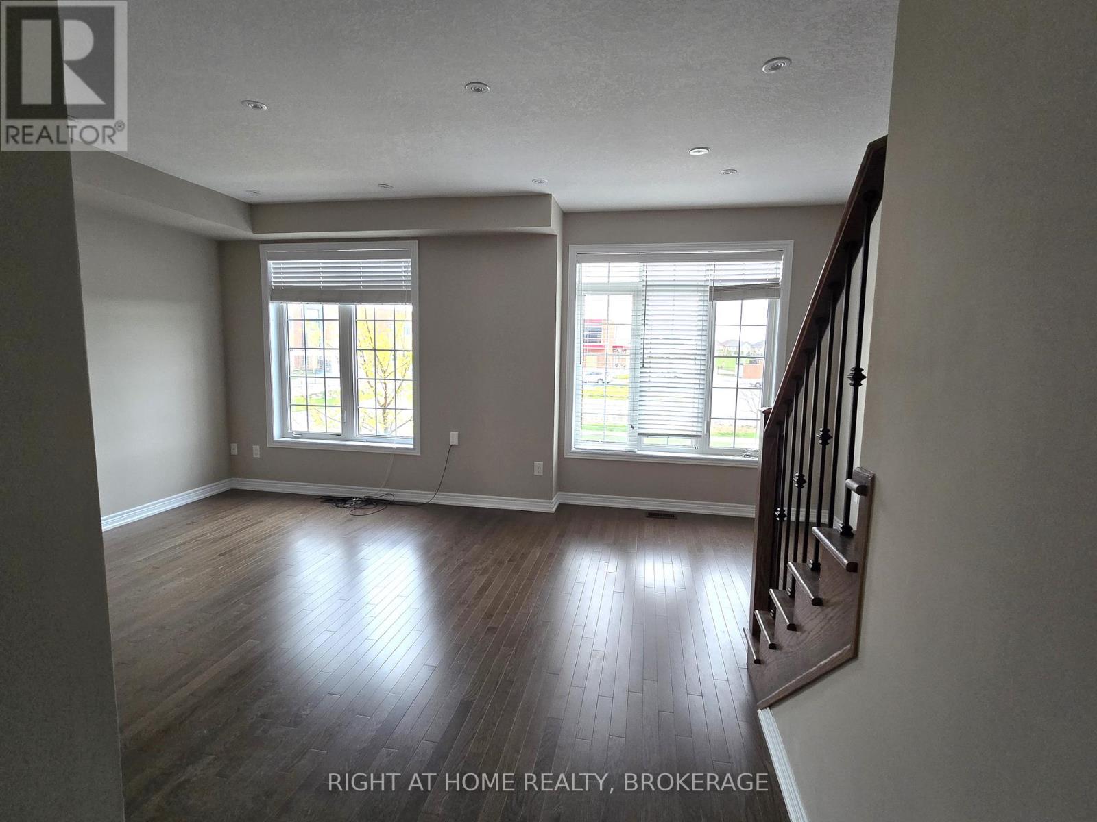 3142 Postridge Drive, Oakville, Ontario  L6H 0P9 - Photo 13 - W12126773
