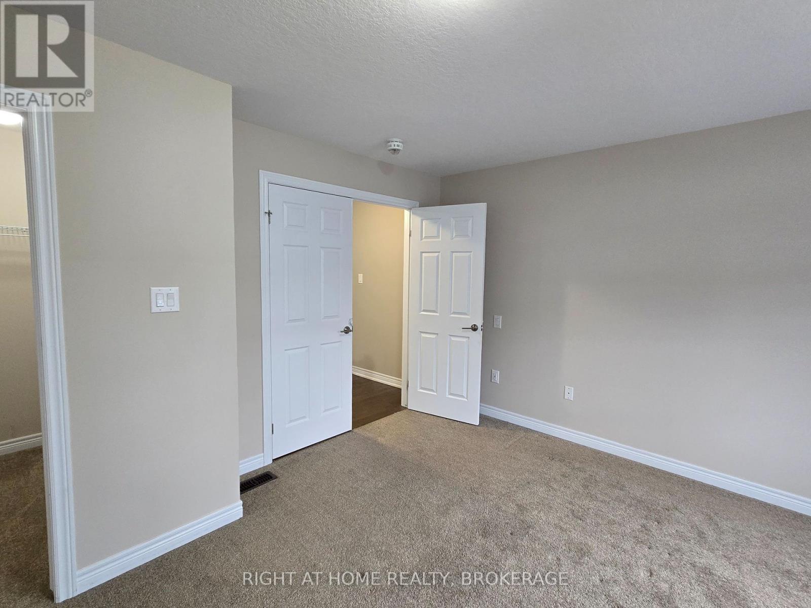 3142 Postridge Drive, Oakville, Ontario  L6H 0P9 - Photo 22 - W12126773