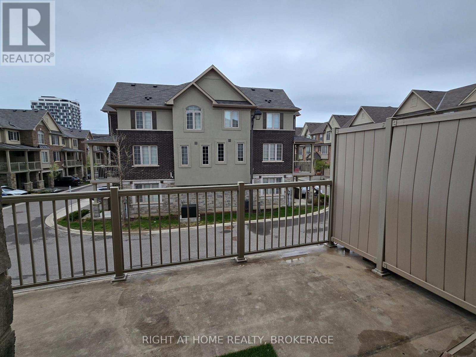 3142 Postridge Drive, Oakville, Ontario  L6H 0P9 - Photo 8 - W12126773