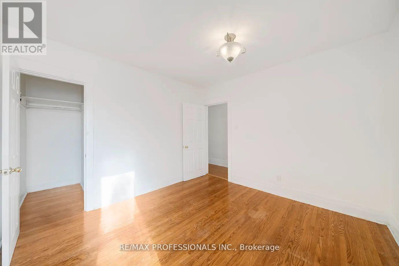 Upper - 265 Lappin Avenue, Toronto, Ontario  M6H 1Y9 - Photo 11 - W12126793