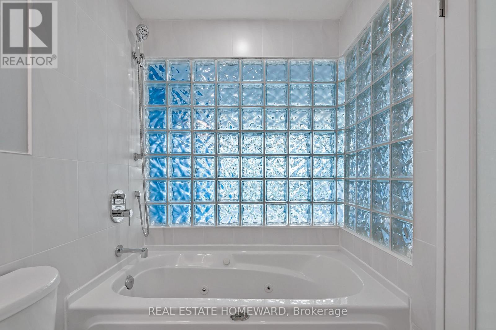 Ph 804 - 250 Manitoba Street, Toronto, Ontario  M8Y 4G8 - Photo 18 - W12126806