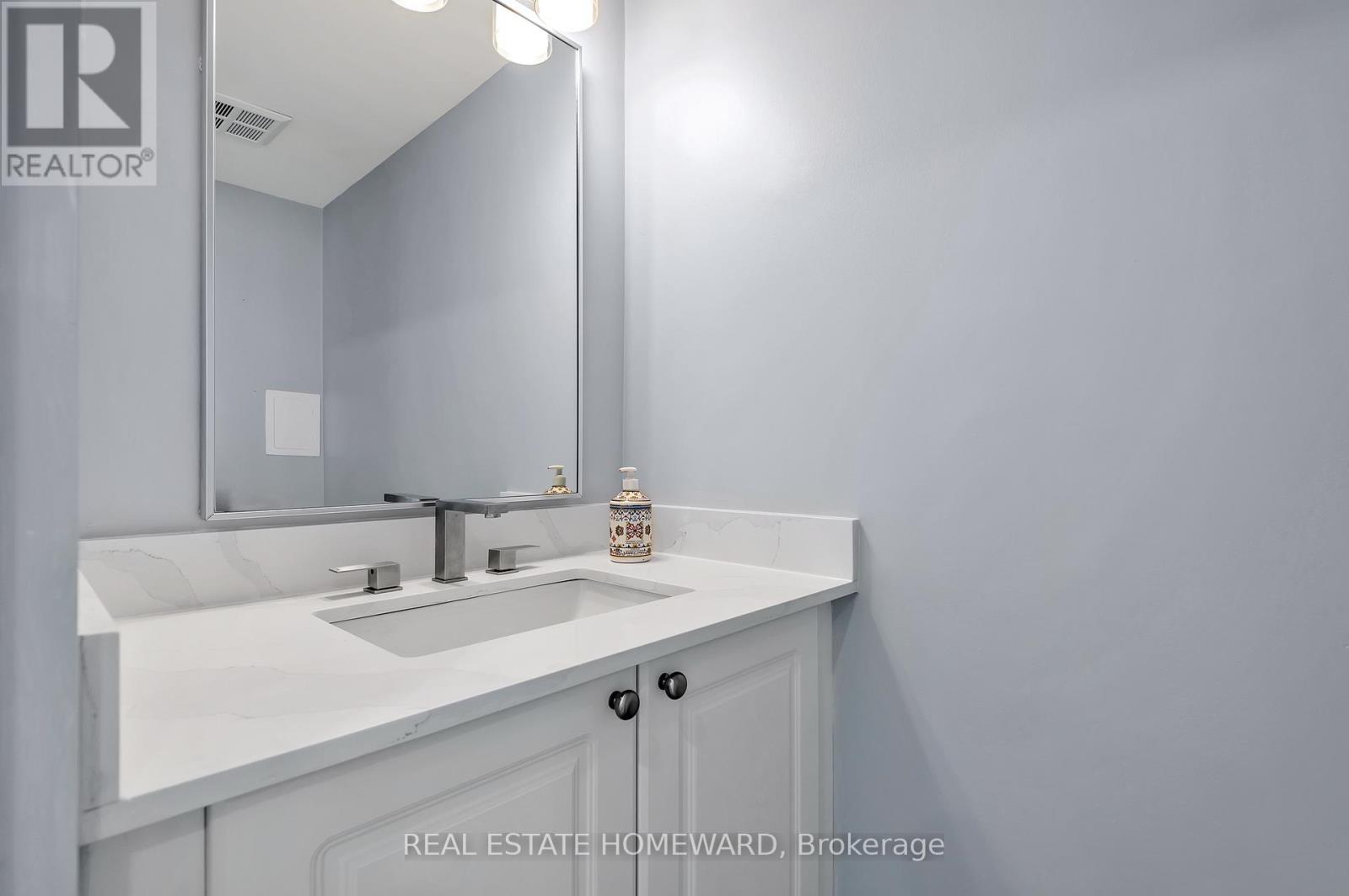 Ph 804 - 250 Manitoba Street, Toronto, Ontario  M8Y 4G8 - Photo 23 - W12126806