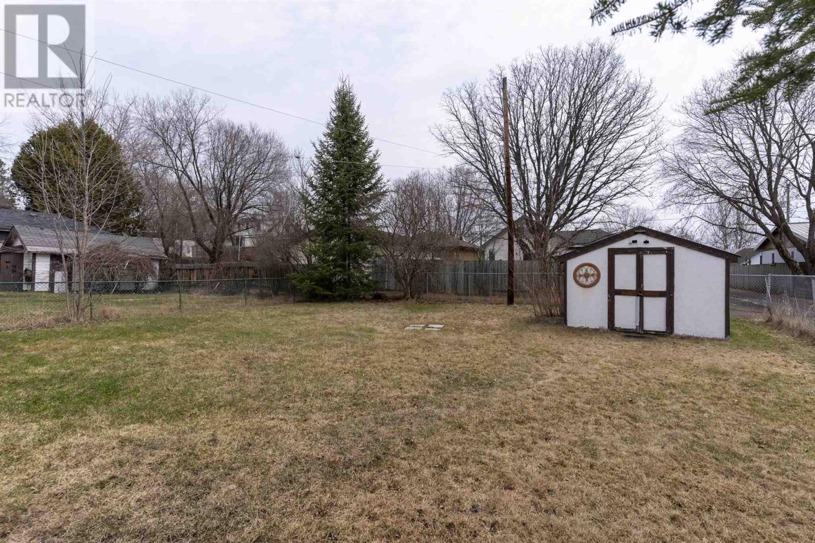 283 Rupert St, Thunder Bay, Ontario  P7B 3X6 - Photo 29 - TB251015