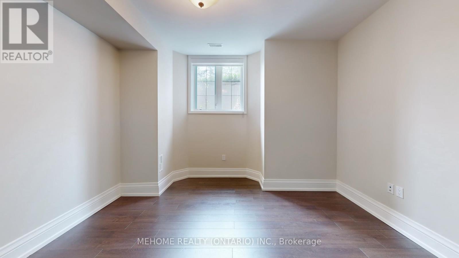 19 Parker Avenue, Richmond Hill, Ontario  L4E 2X3 - Photo 39 - N12058815