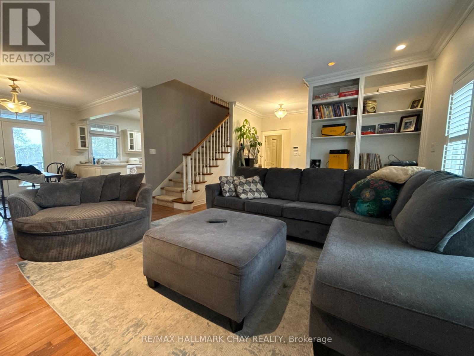 1401 Westdel Bourne, London South, Ontario  N6K 4R1 - Photo 10 - X12126619