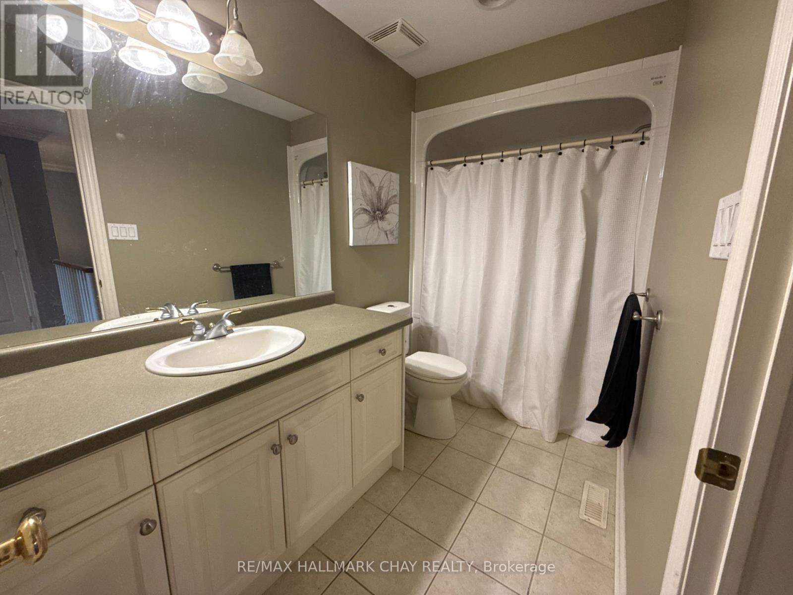 1401 Westdel Bourne, London South, Ontario  N6K 4R1 - Photo 26 - X12126619