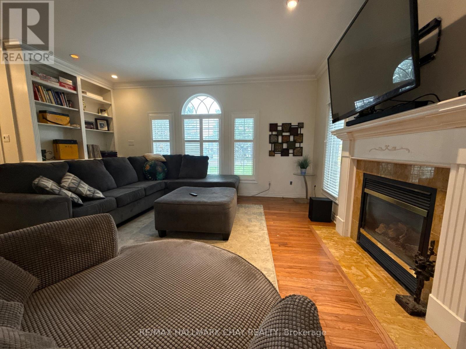 1401 Westdel Bourne, London South, Ontario  N6K 4R1 - Photo 7 - X12126619