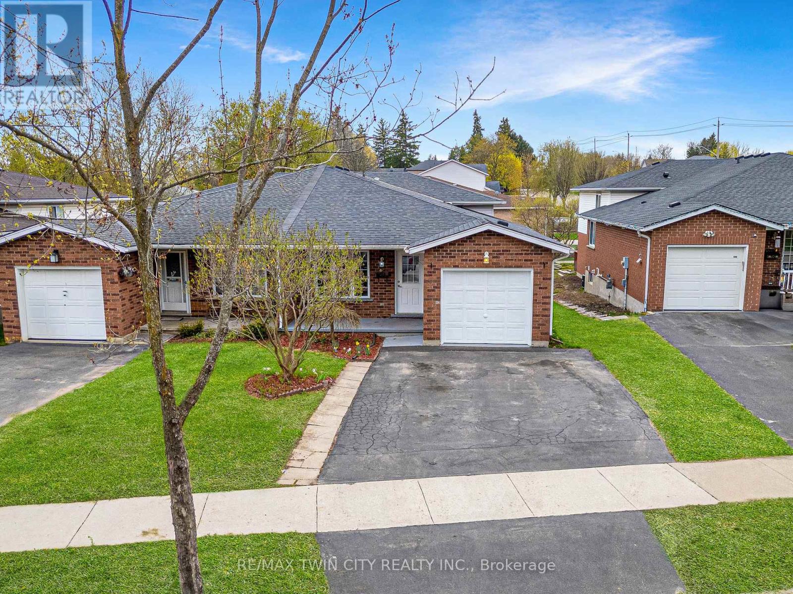 580 Old Huron Place, Kitchener, Ontario  N2R 1L8 - Photo 30 - X12126660